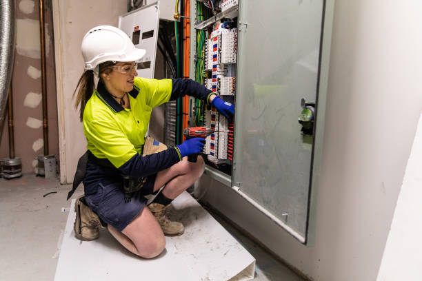 Best Affordable Emergency Electrician  in Eagle Crest, OR