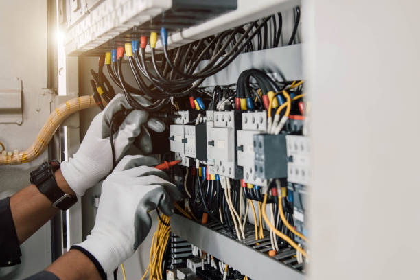 Best Electrical Contractors for Businesses  in Eagle Crest, OR